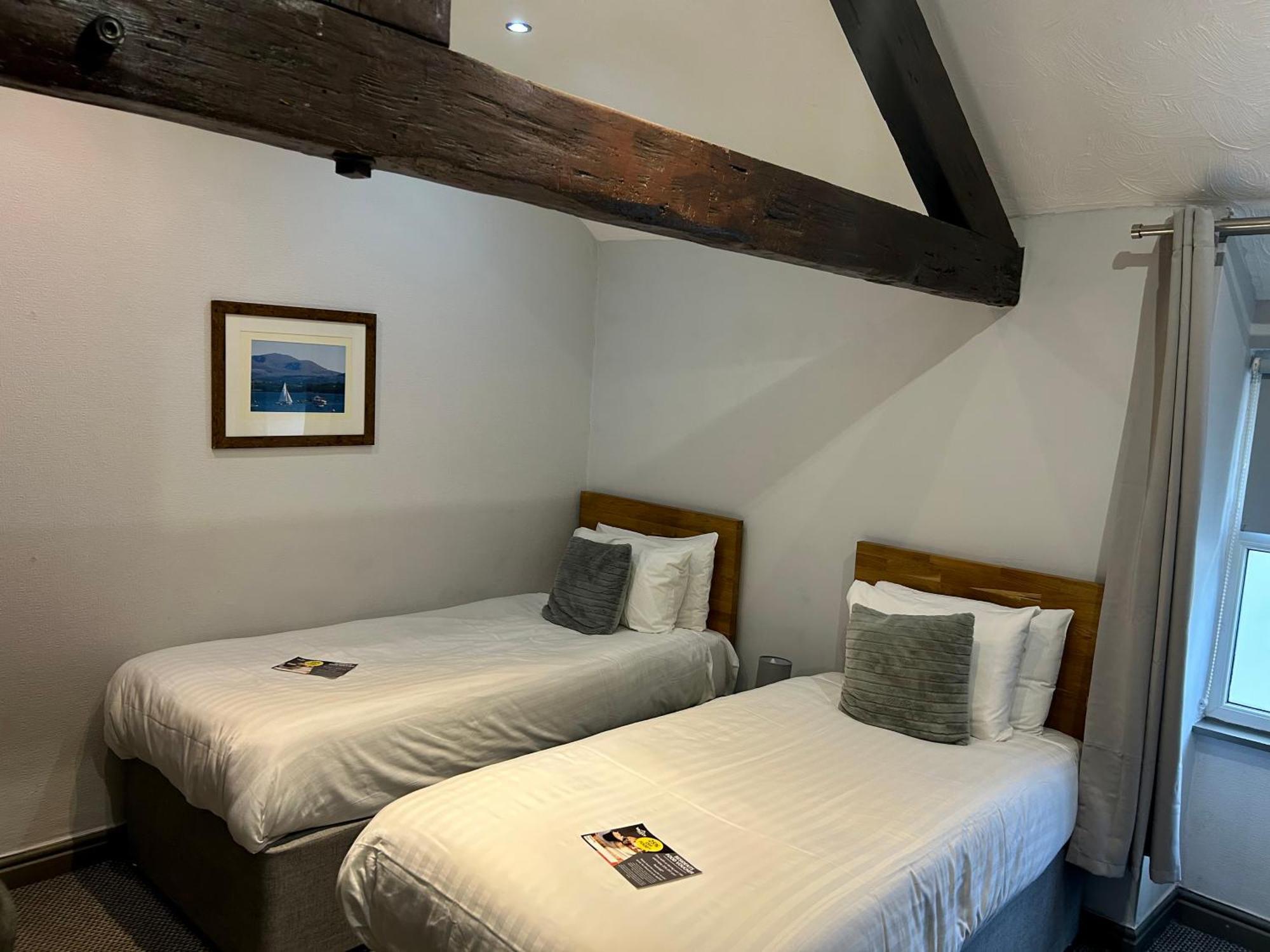 The Valley Hotel, Anglesey Bagian luar foto