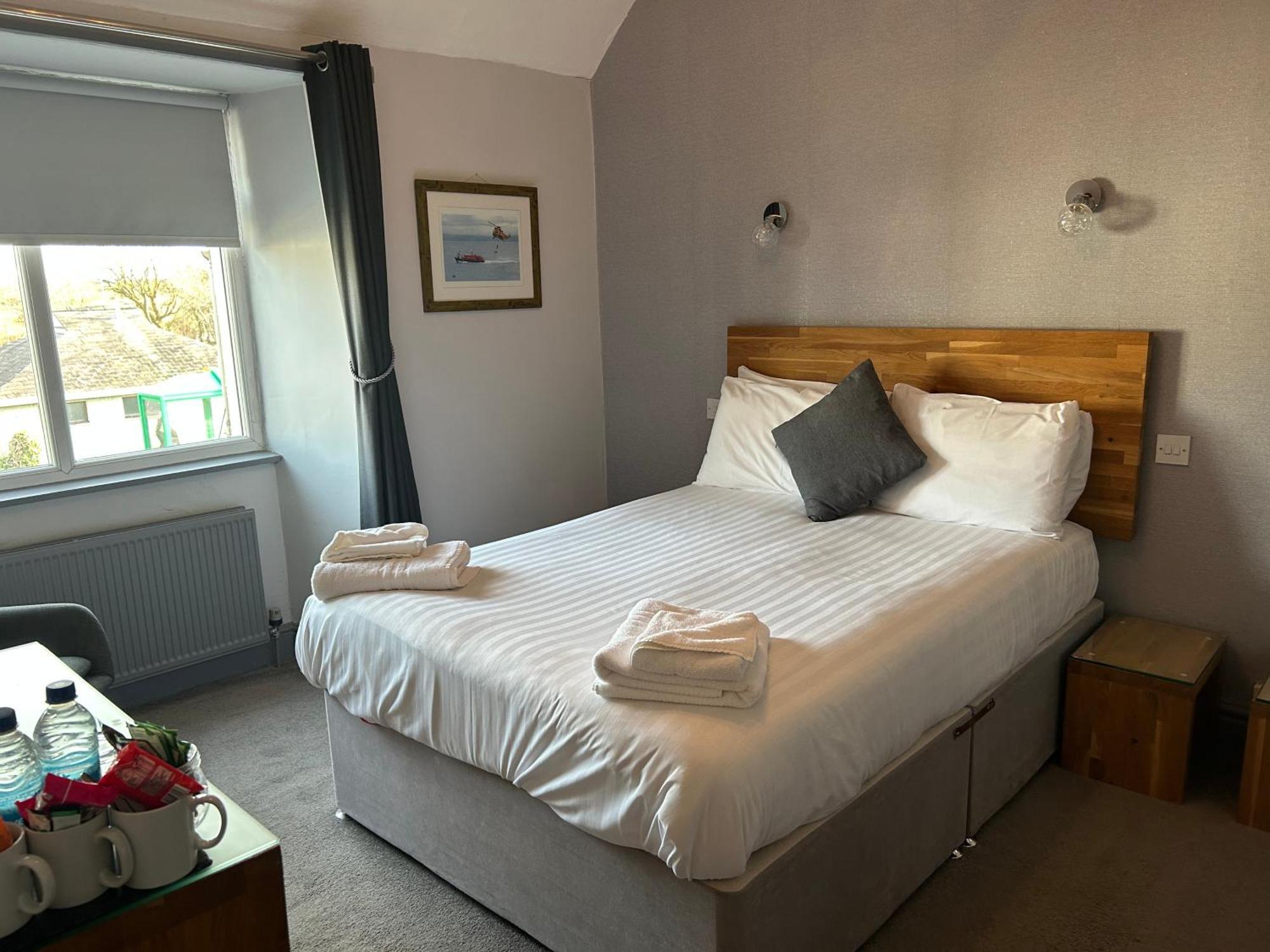 The Valley Hotel, Anglesey Bagian luar foto