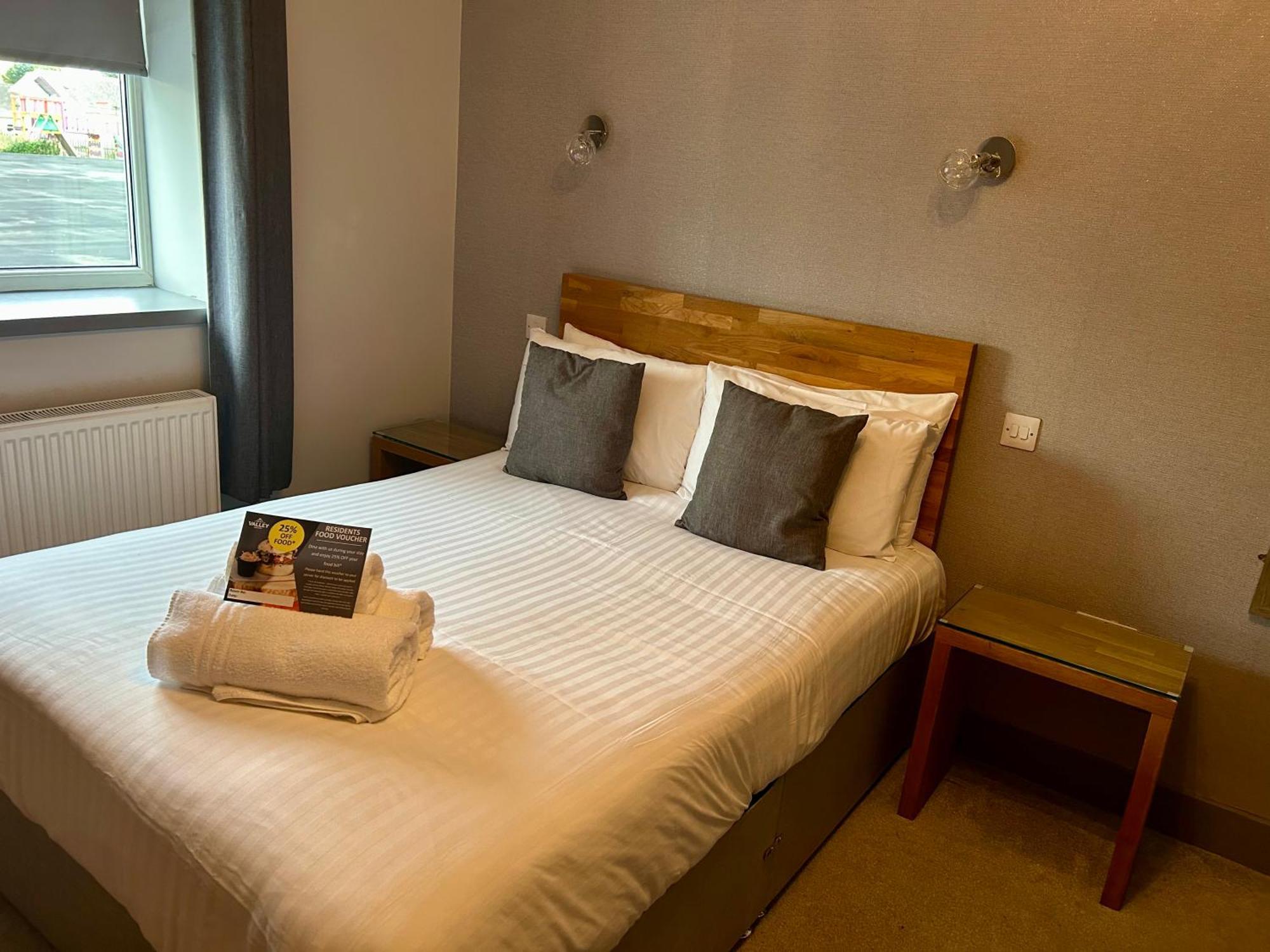 The Valley Hotel, Anglesey Bagian luar foto